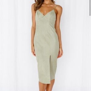 Hello Molly Special Day Midi Dress Sage, Size Medium